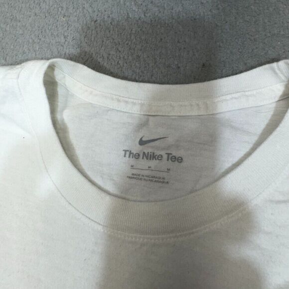 Nike Shirt Men Medium X Future Movement‎ Black Wellness Nature Joonbug McIntosh - Picture 5 of 14